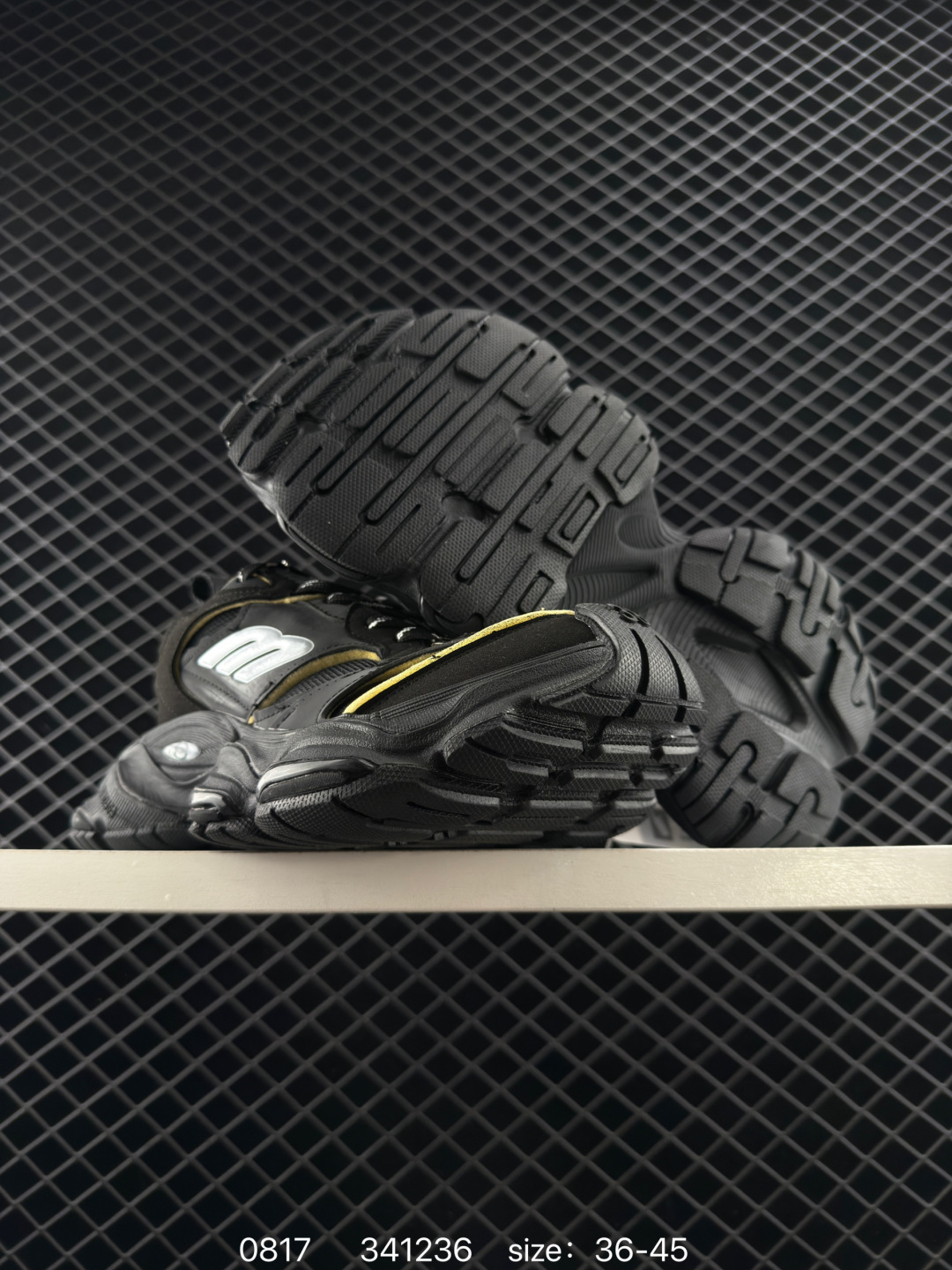 Balenciaga CARGO Sneaker  New Balance 9060